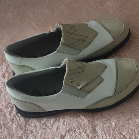 Sandbaggers Shoes - 5 For $25 Women's Golf Shoes Sandbaggers Size 7.5